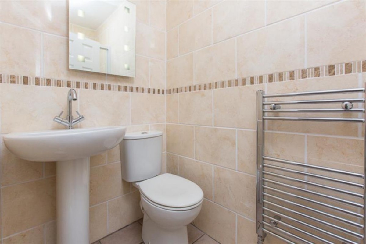 Heavitree Road, Exeter, EX1 2LQ