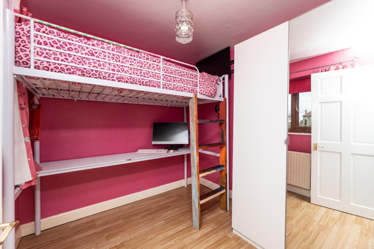 THE POPLARS, KNOTTINGLEY, WEST YORKSHIRE