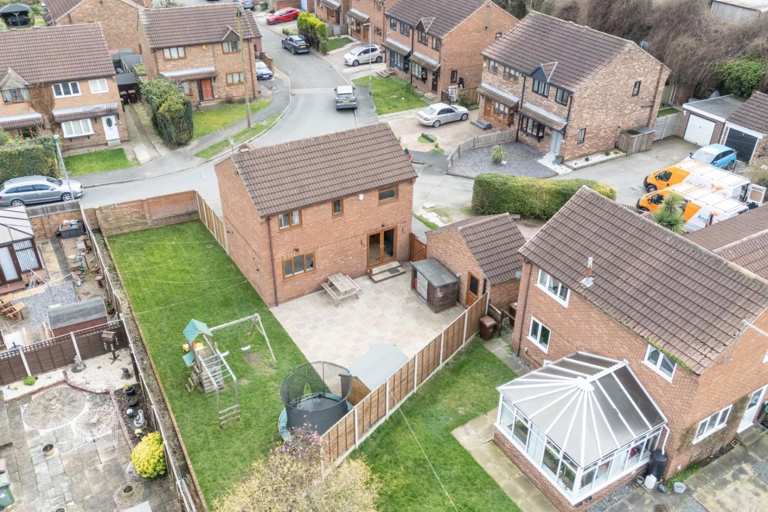 THE POPLARS, KNOTTINGLEY, WEST YORKSHIRE