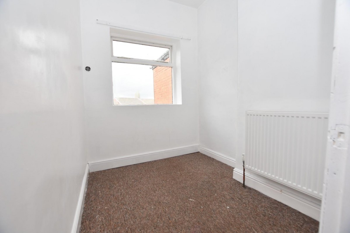 Derby Road, Chesterfield, S40 2EU