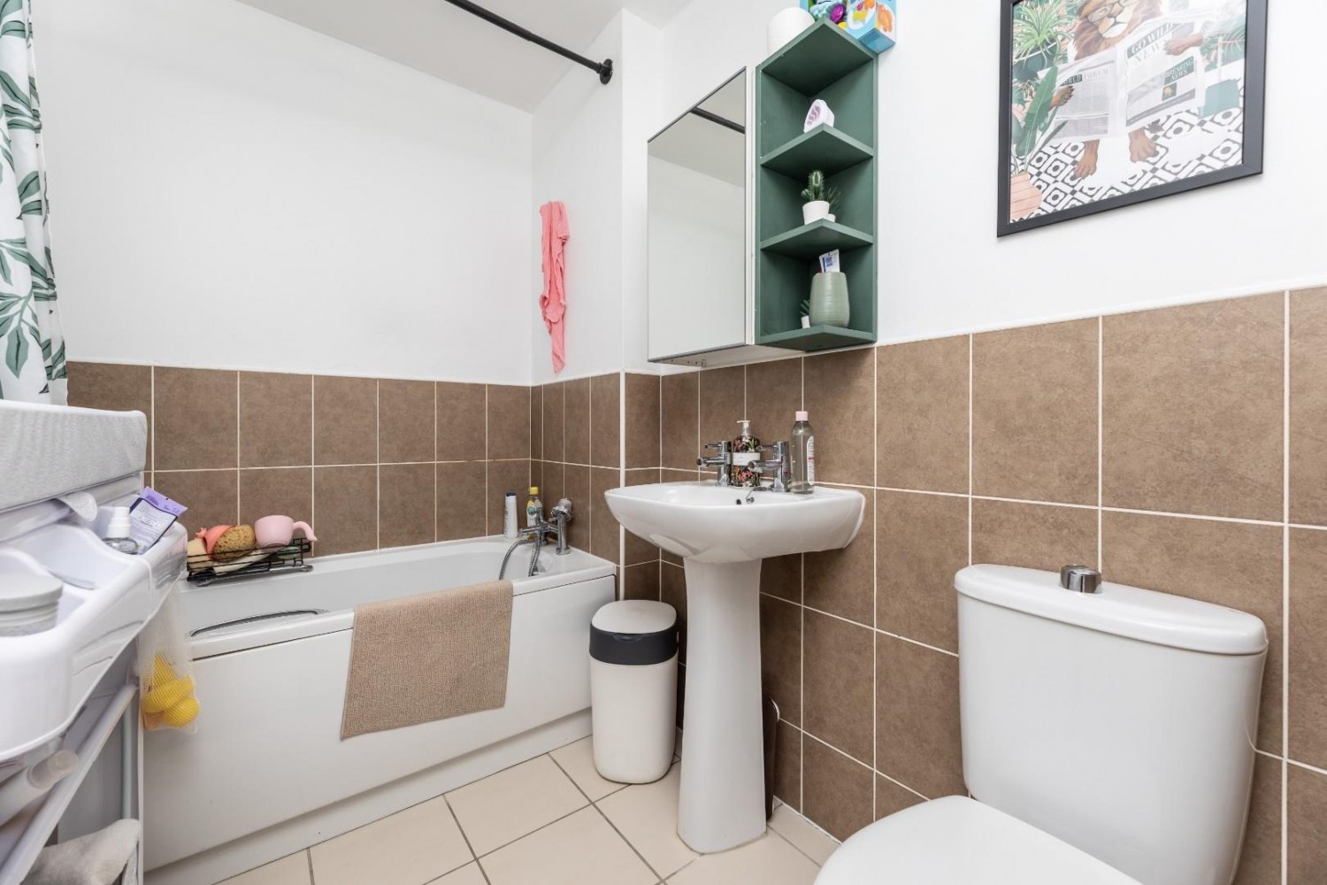 Toll Hill Court, Castleford