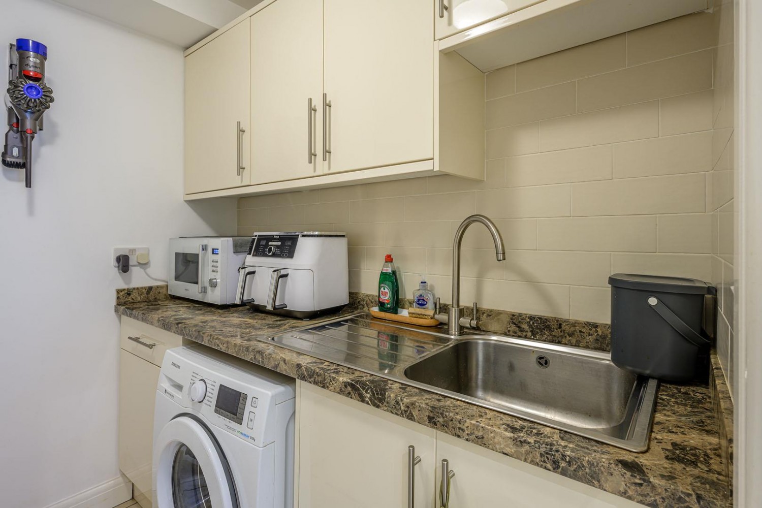 Pear Tree Drive, Stourbridge, DY8 2LB