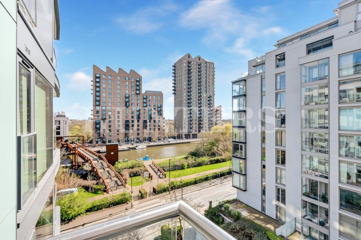 Waterside Way, London, N17