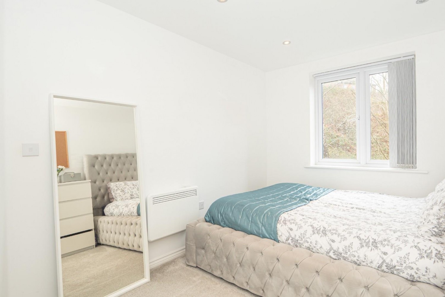 Whitstable Mews, Wortley