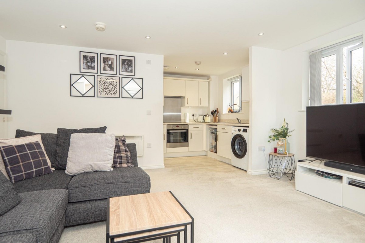 Whitstable Mews, Wortley