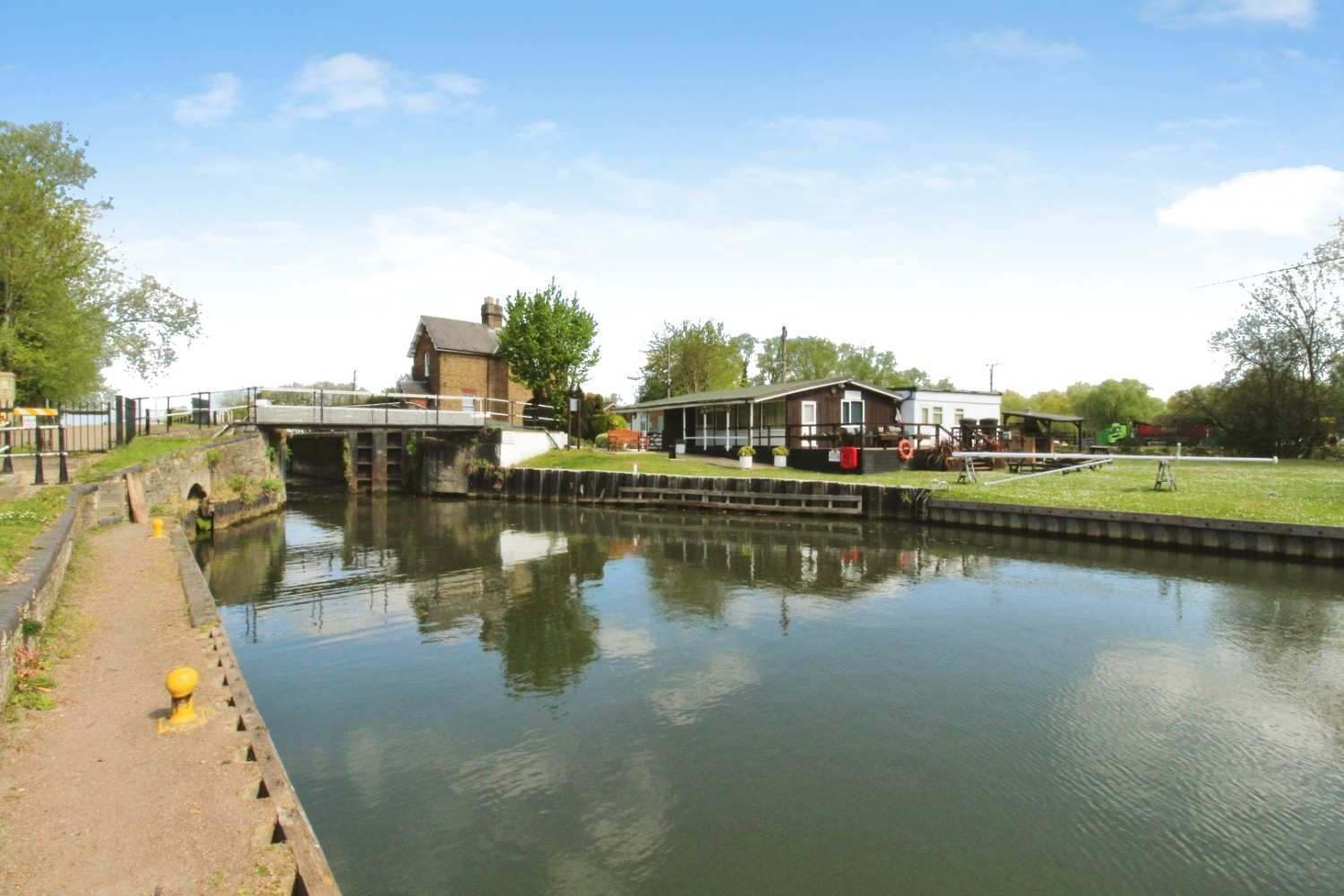 River Meads, St Margarets