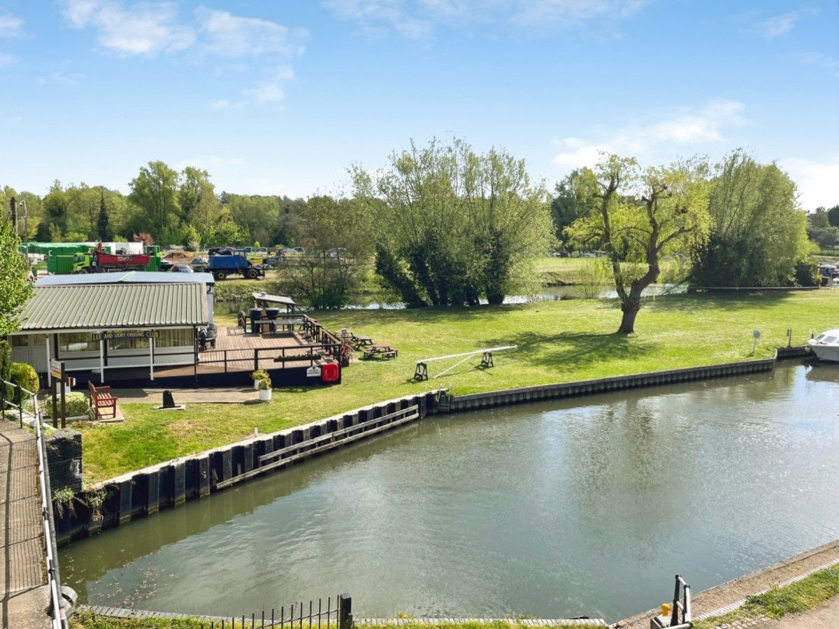 River Meads, St Margarets