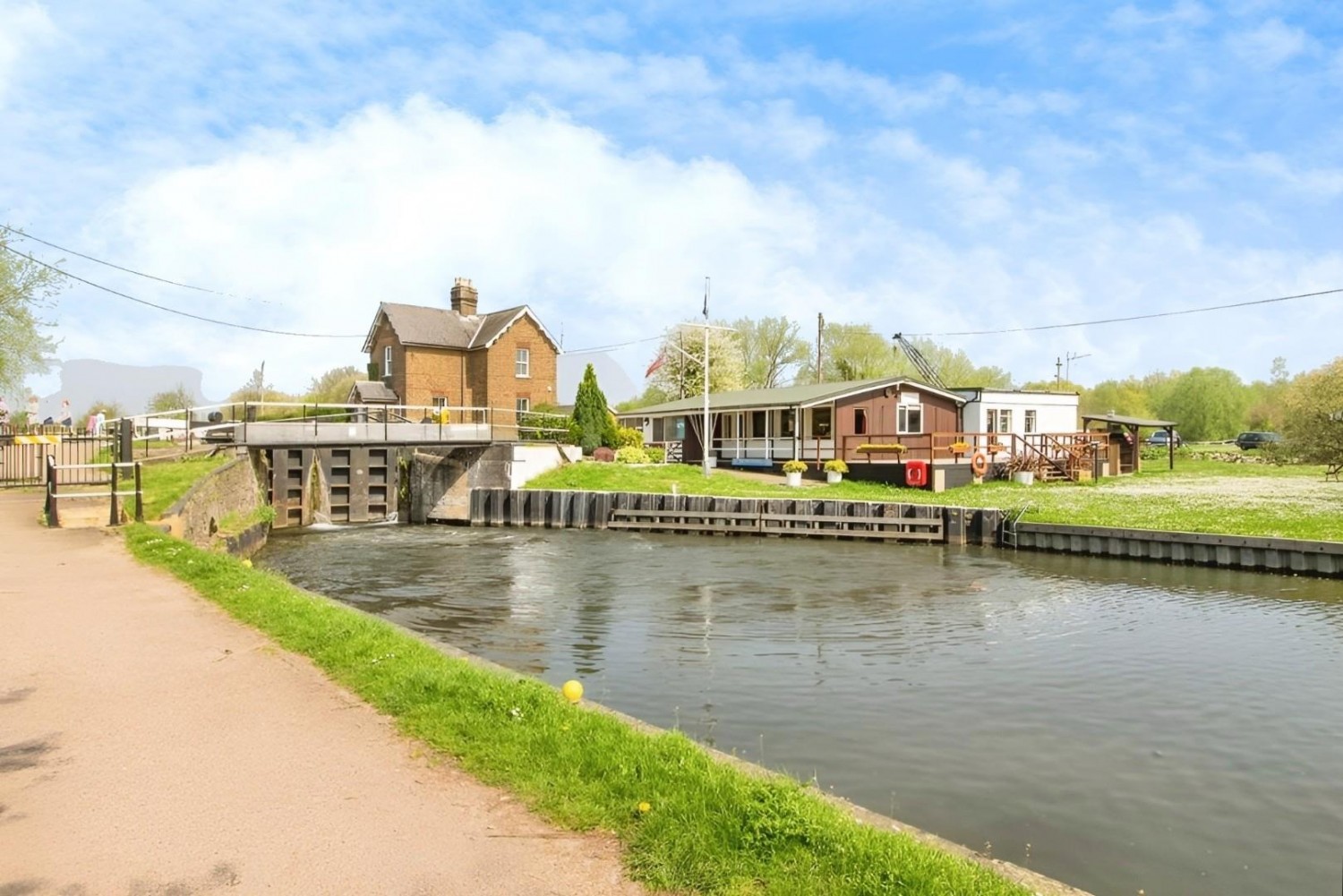 River Meads, St Margarets