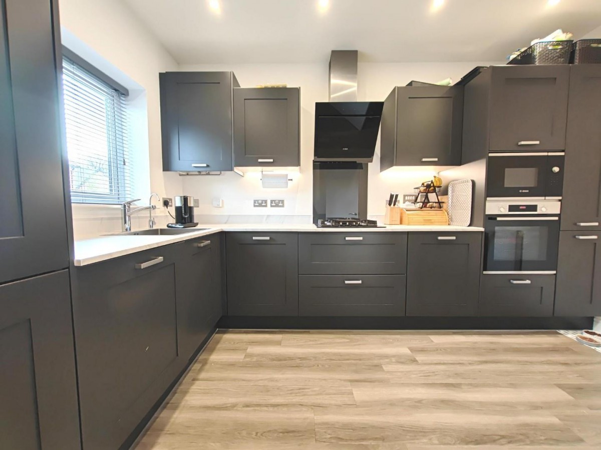 Paddock Way, Crowthorne