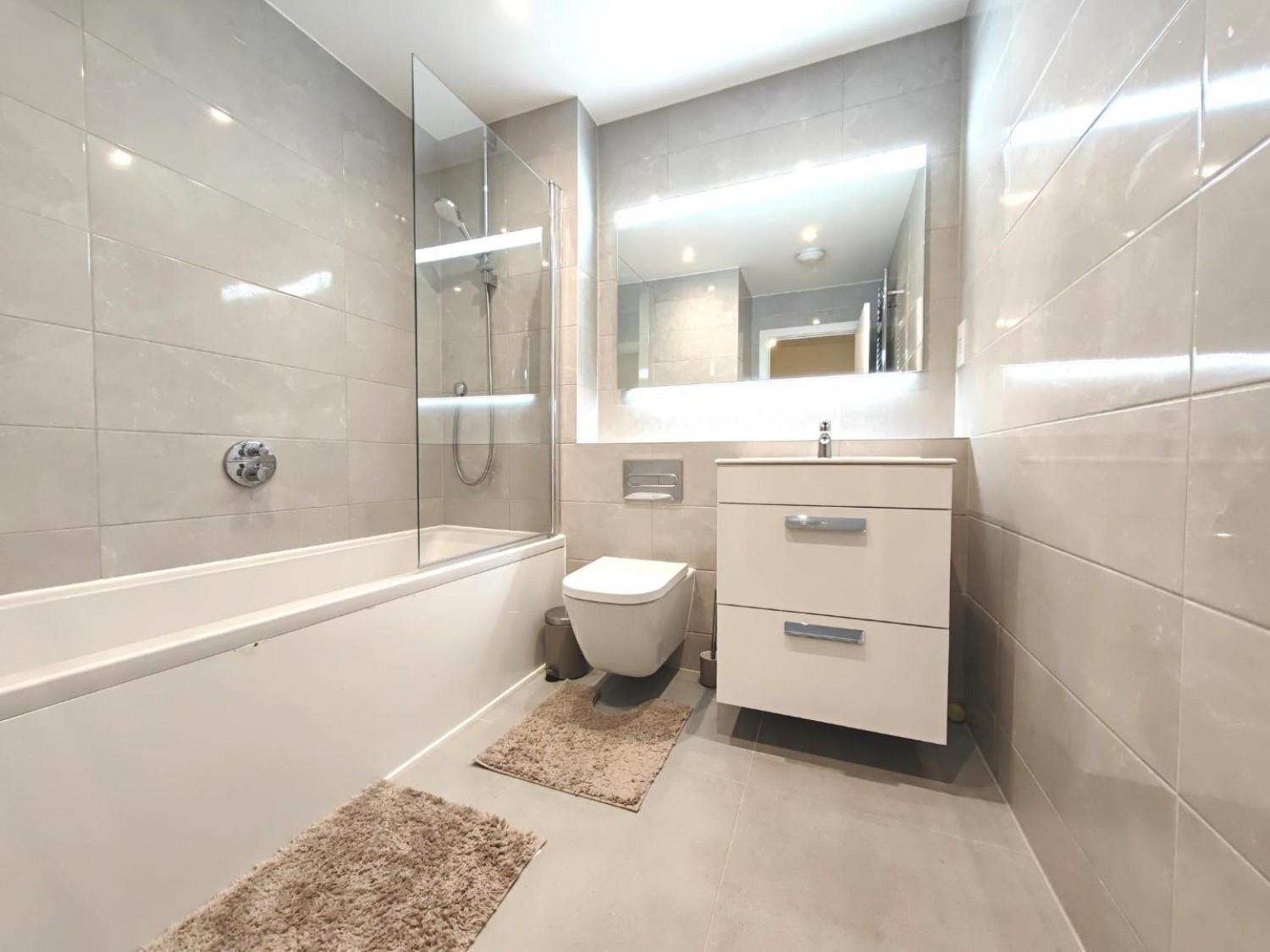 Paddock Way, Crowthorne