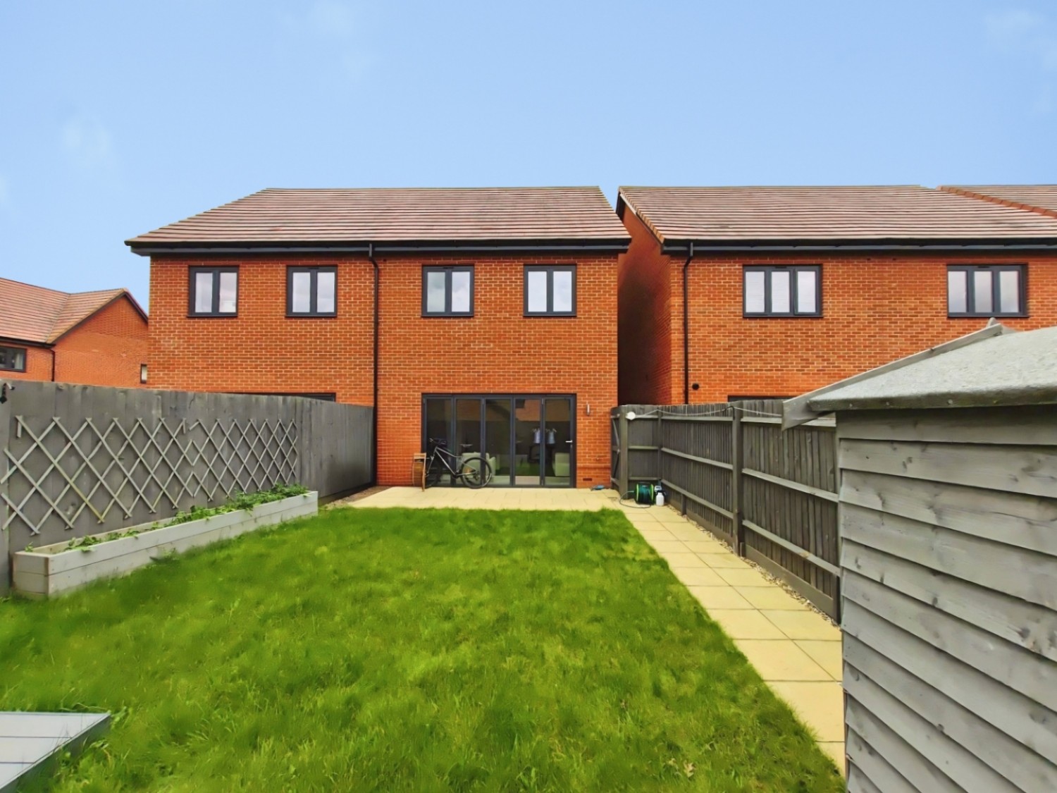 Paddock Way, Crowthorne