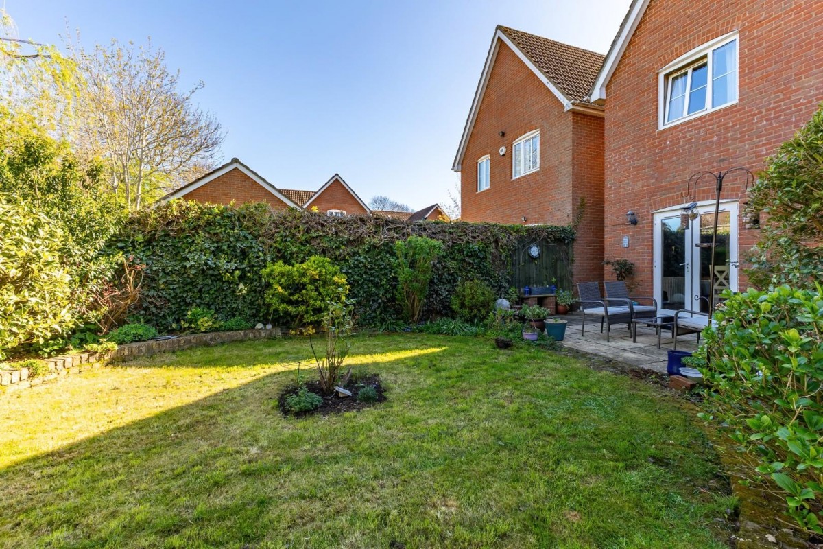 The Burnhams, Aston Clinton