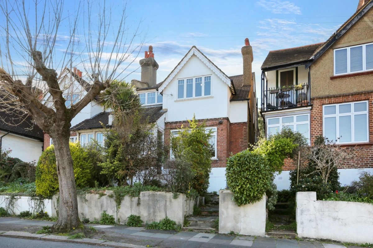 Thorpewood Avenue, London