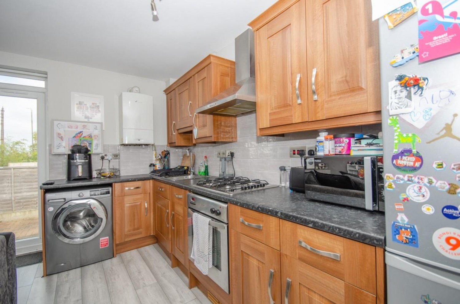 Jubilee Crescent, Mangotsfield, Bristol, BS16 9BB