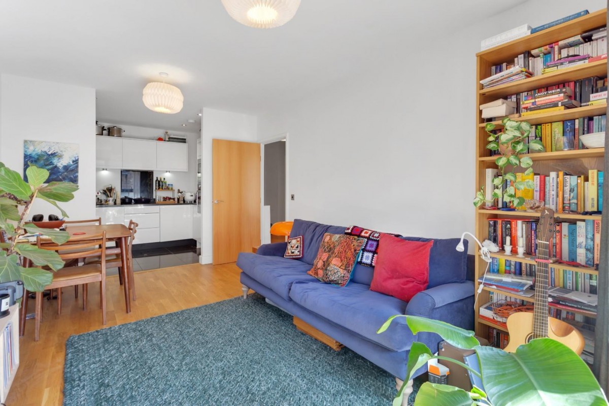 Green Lanes Walk, London, N4