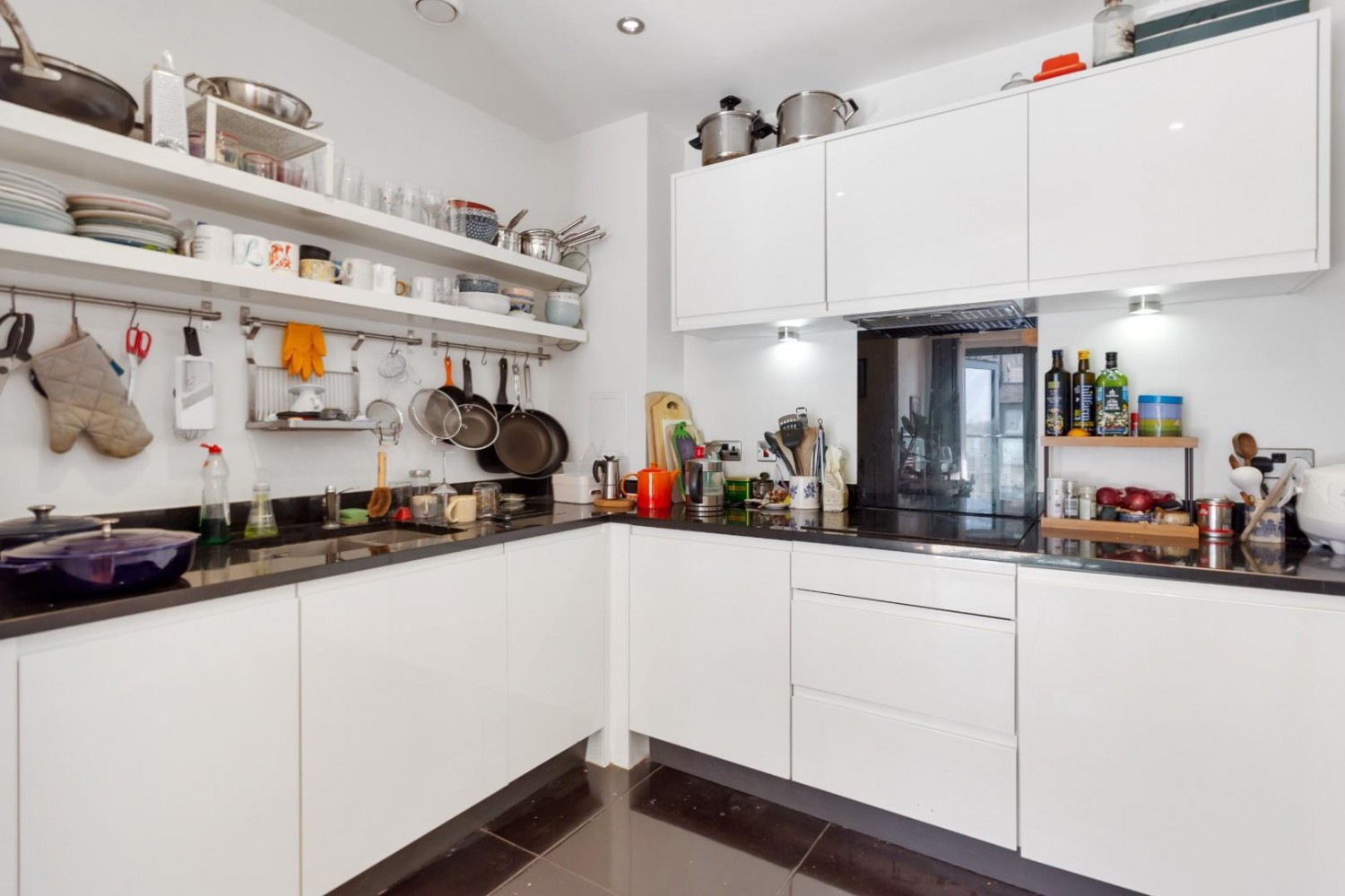 Green Lanes Walk, London, N4