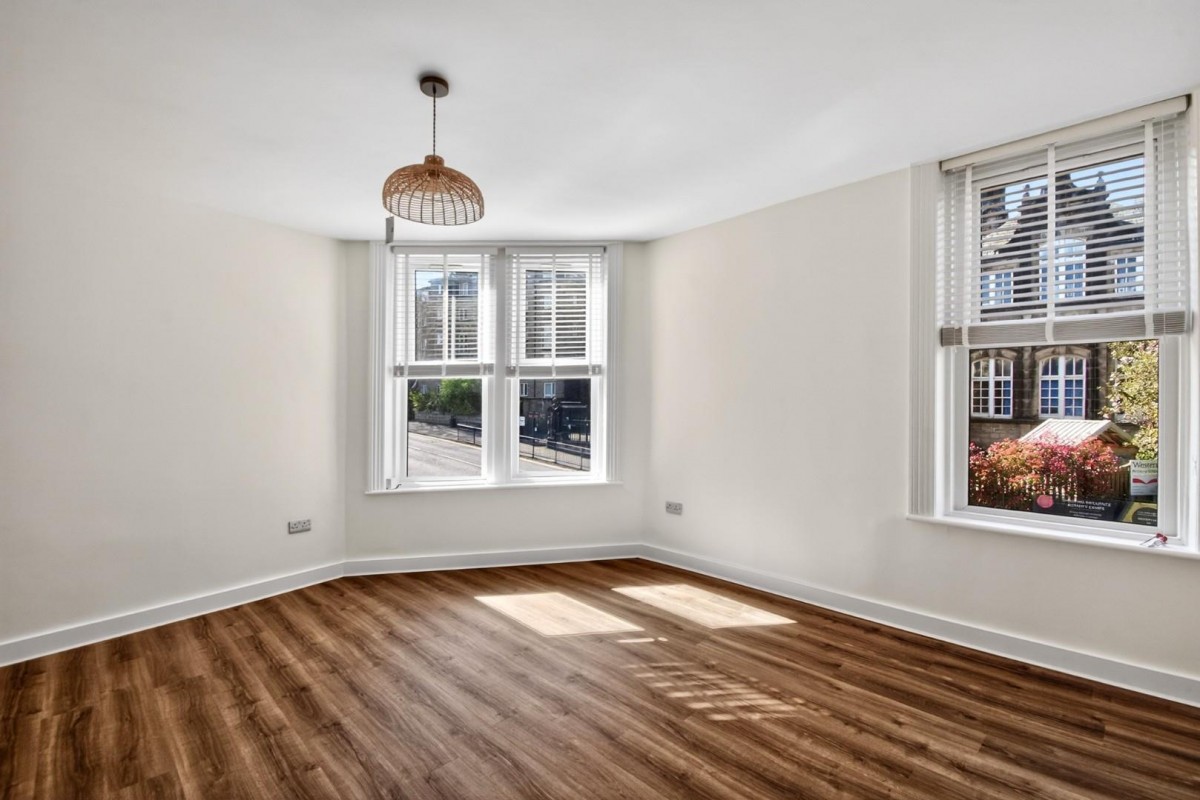 Heywood Road, Harrogate, HG2 0LU