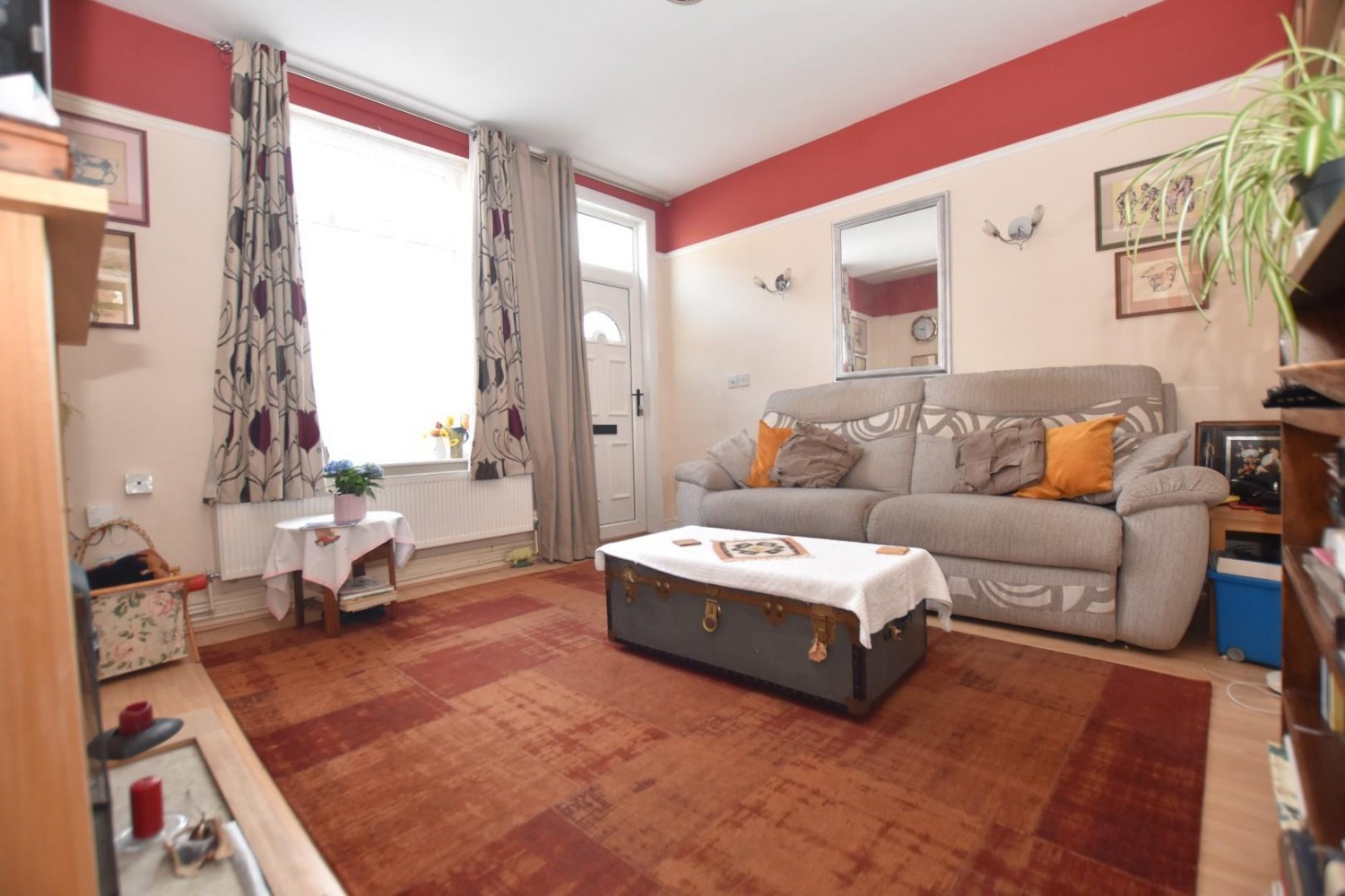 New Hall Road, Brampton, Chesterfield, S40 1HE