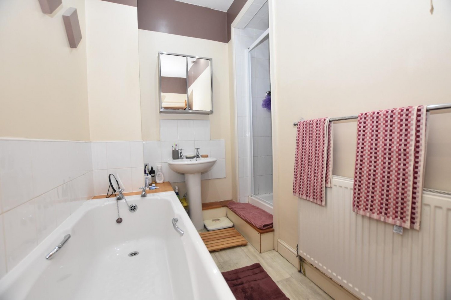 New Hall Road, Brampton, Chesterfield, S40 1HE