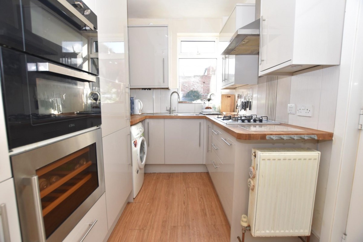 New Hall Road, Brampton, Chesterfield, S40 1HE