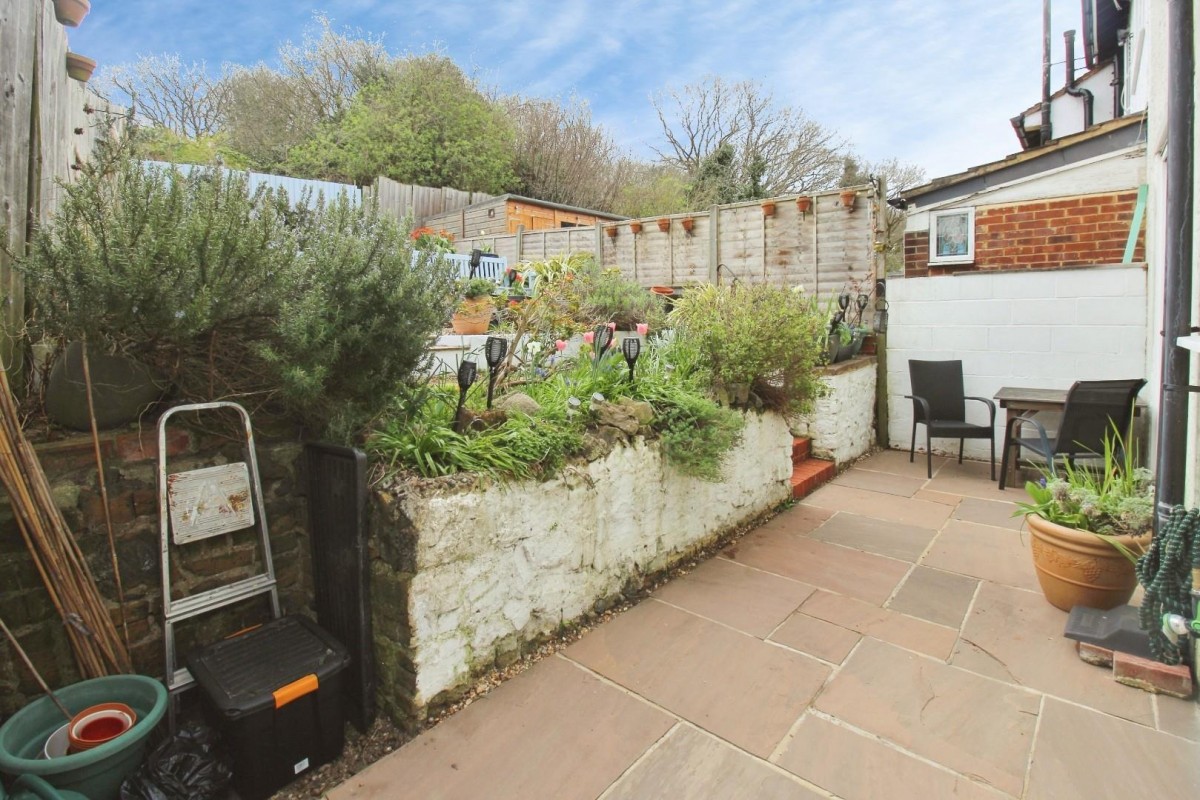 Commonwealth Way, London