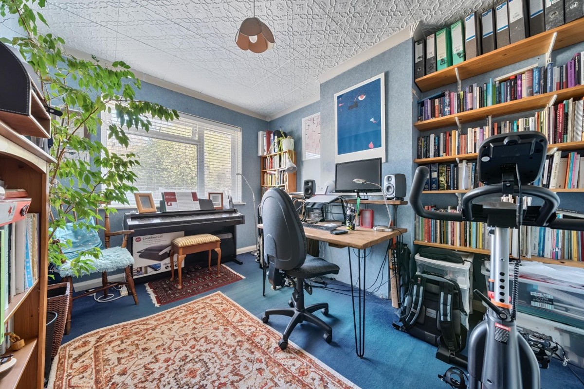 Commonwealth Way, London