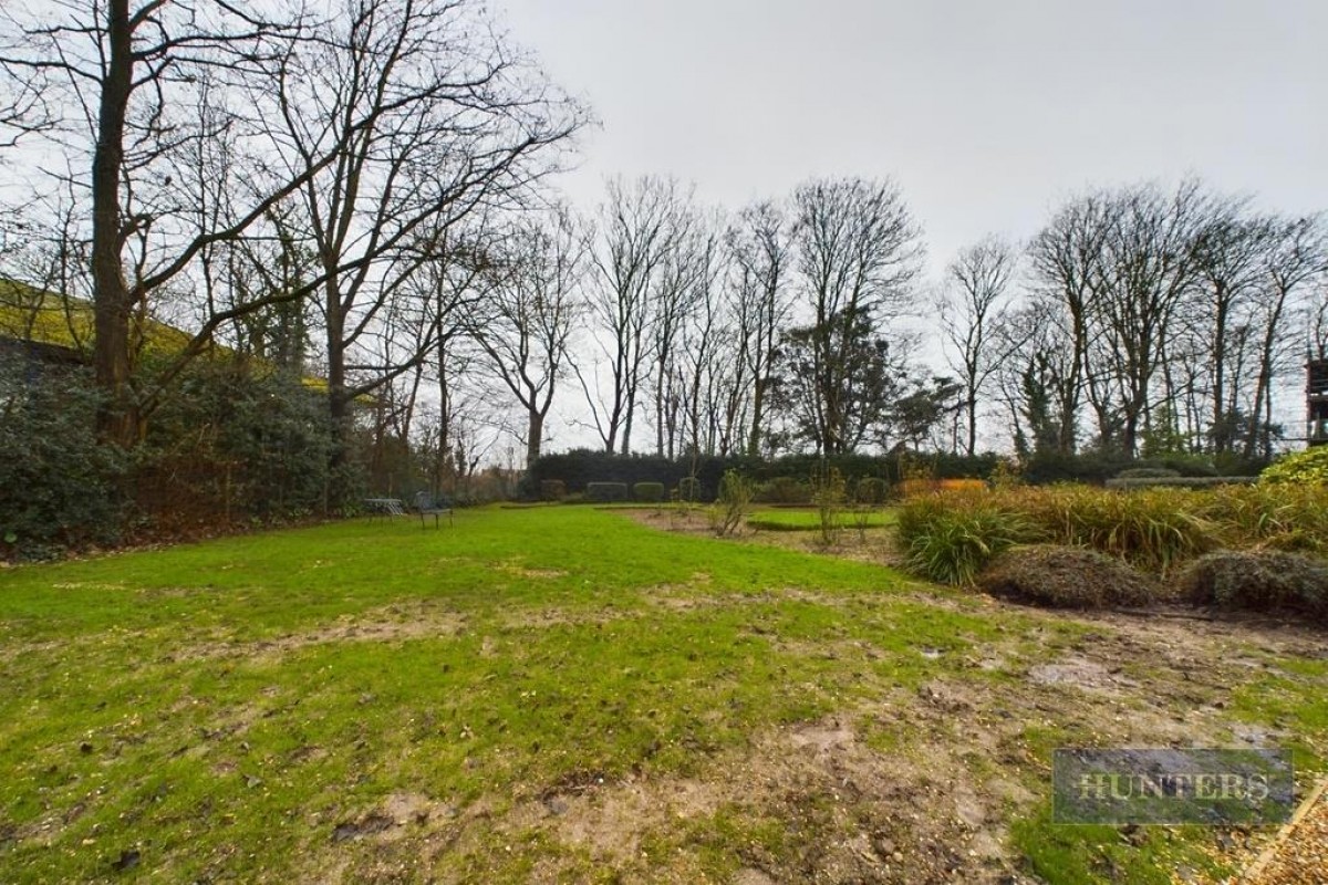 Elmfield North, Millbrook Road East, SO15