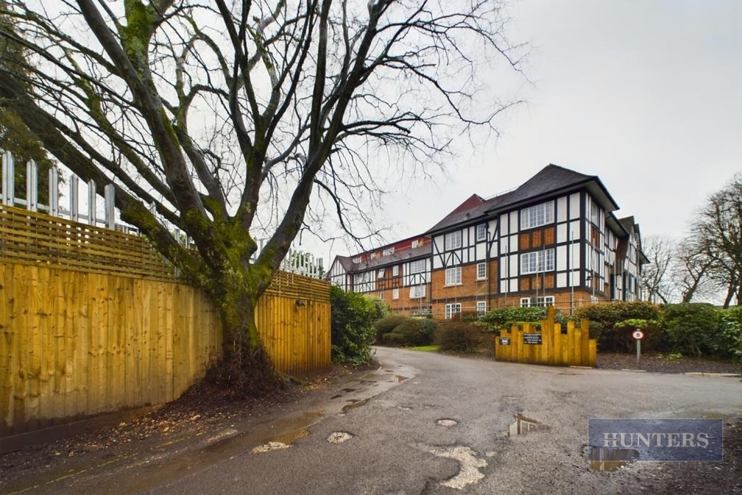 Elmfield North, Millbrook Road East, SO15