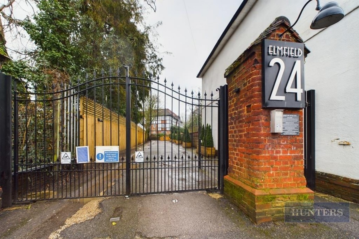 Elmfield North, Millbrook Road East, SO15