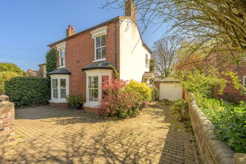 Love Lane, Stourbridge, DY8 2DA