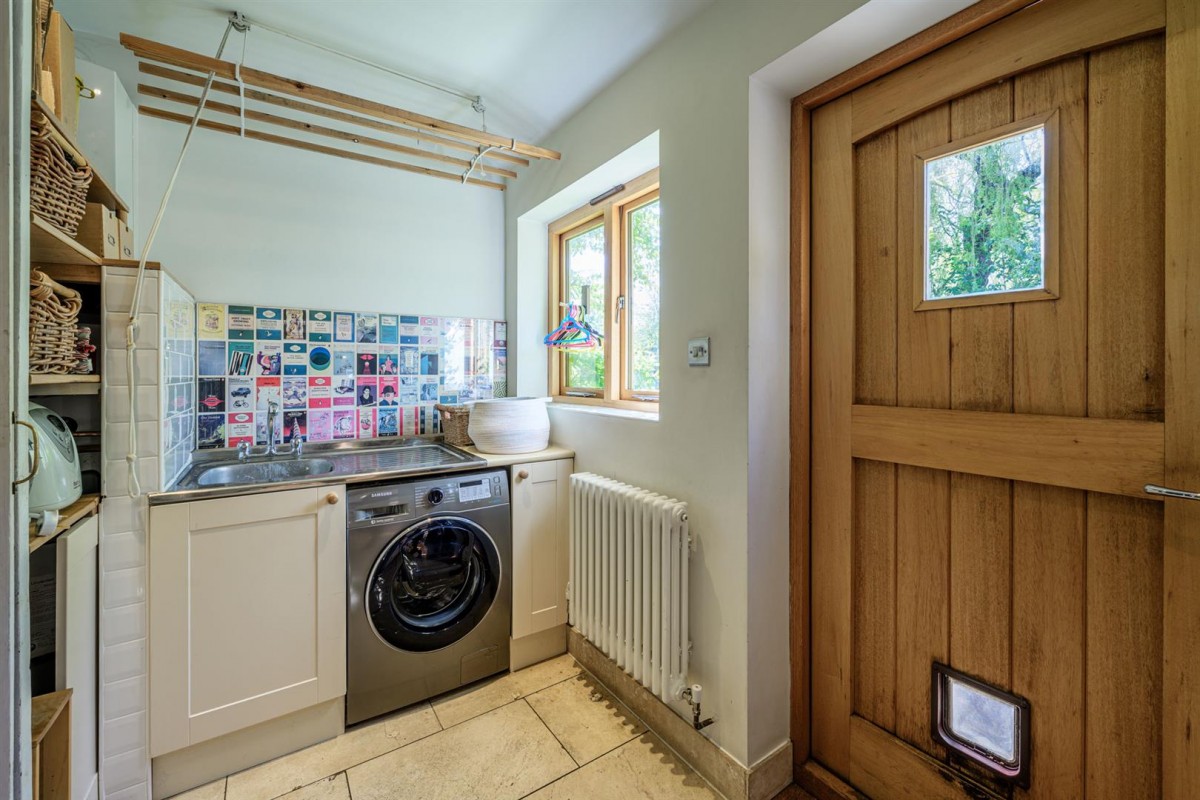 Love Lane, Stourbridge, DY8 2DA