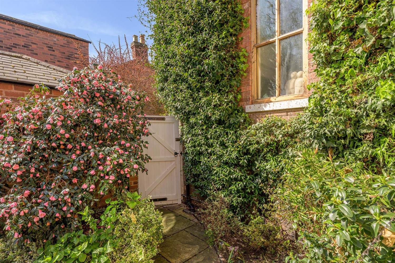 Love Lane, Stourbridge, DY8 2DA