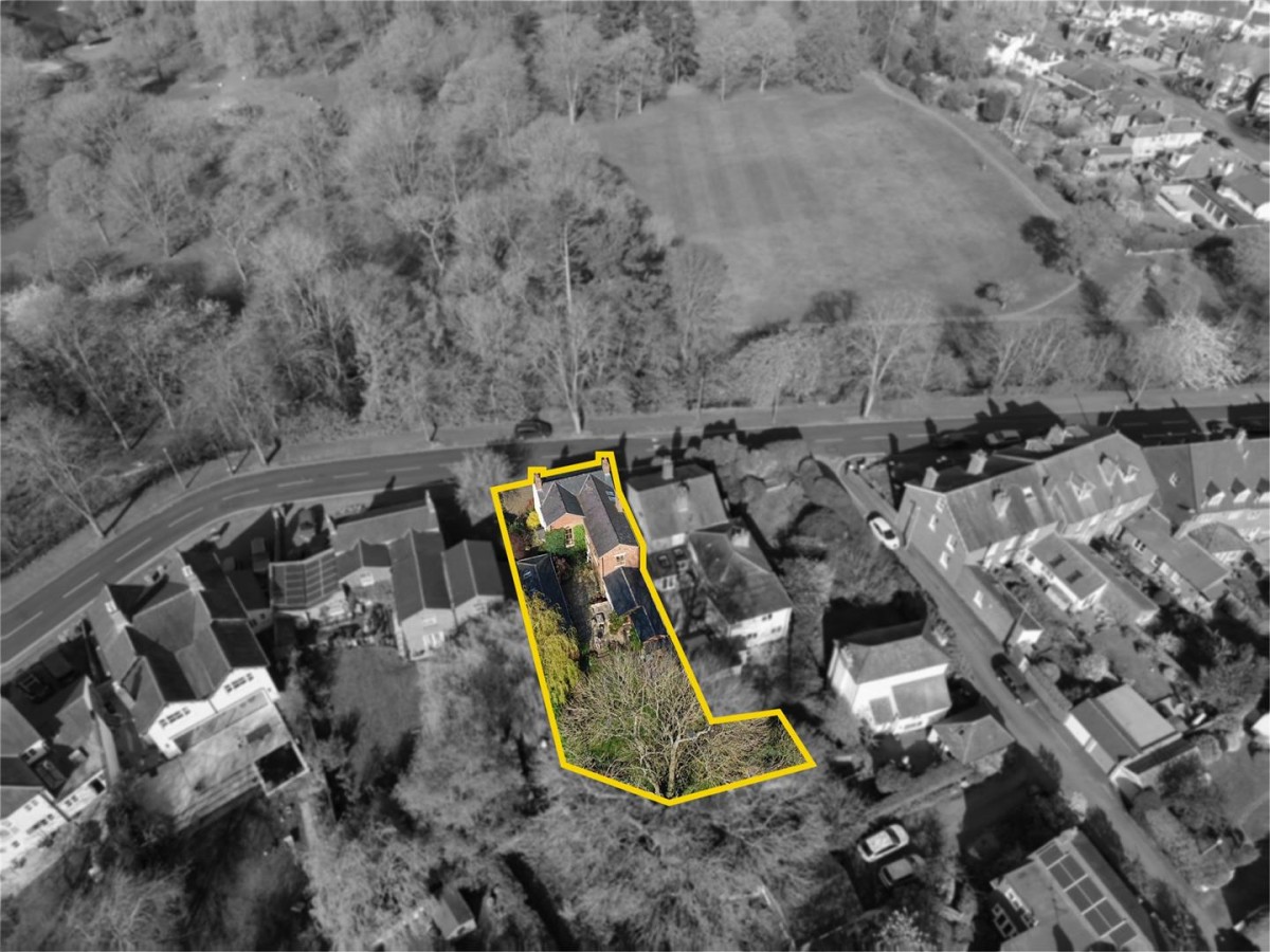 Love Lane, Stourbridge, DY8 2DA