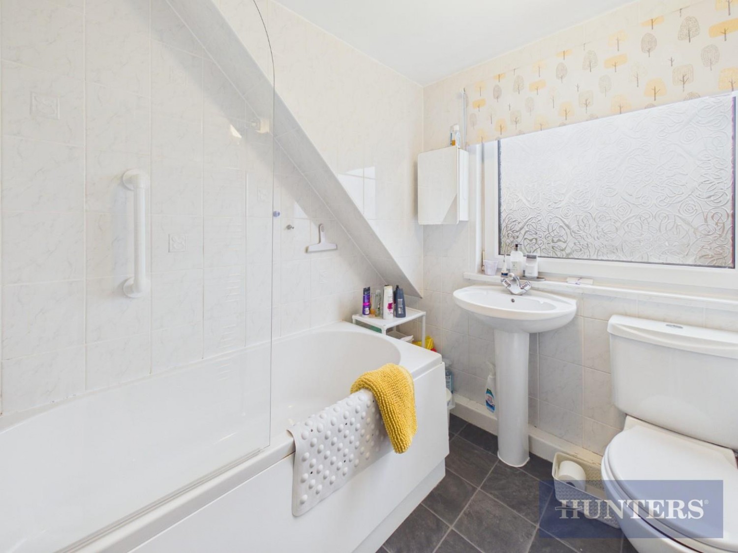 Almond Grove, Scarborough