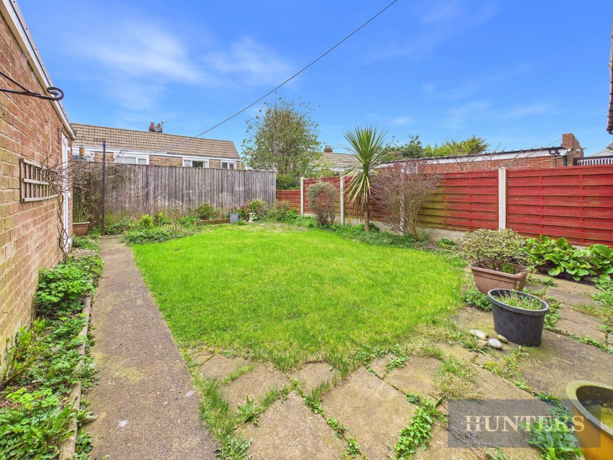 Almond Grove, Scarborough