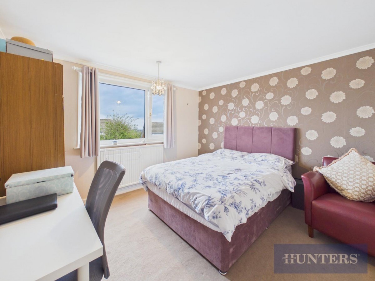 Almond Grove, Scarborough