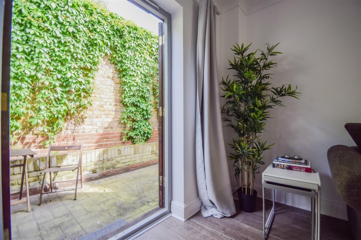 Palatine Road, London, N16