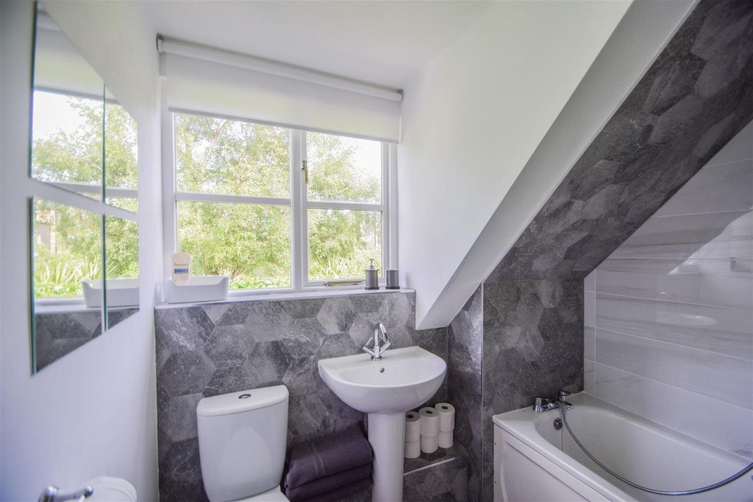 Palatine Road, London, N16