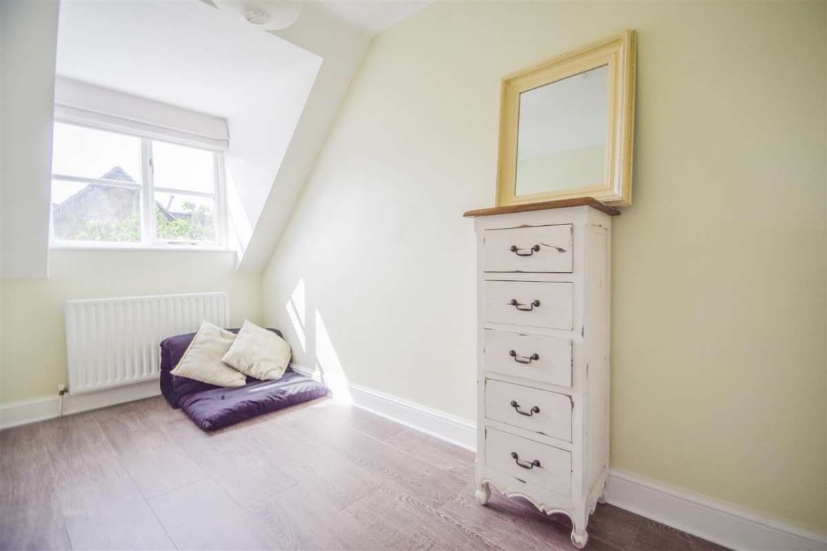 Palatine Road, London, N16