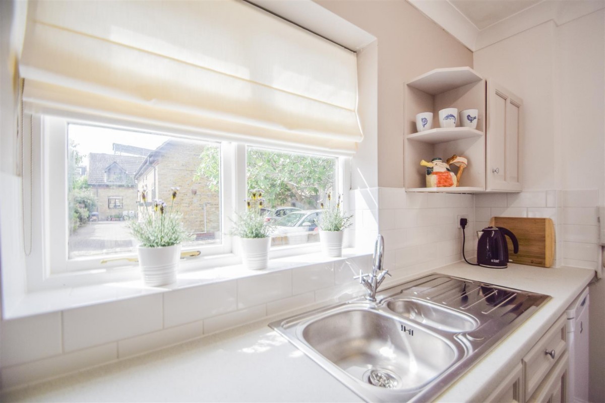 Palatine Road, London, N16