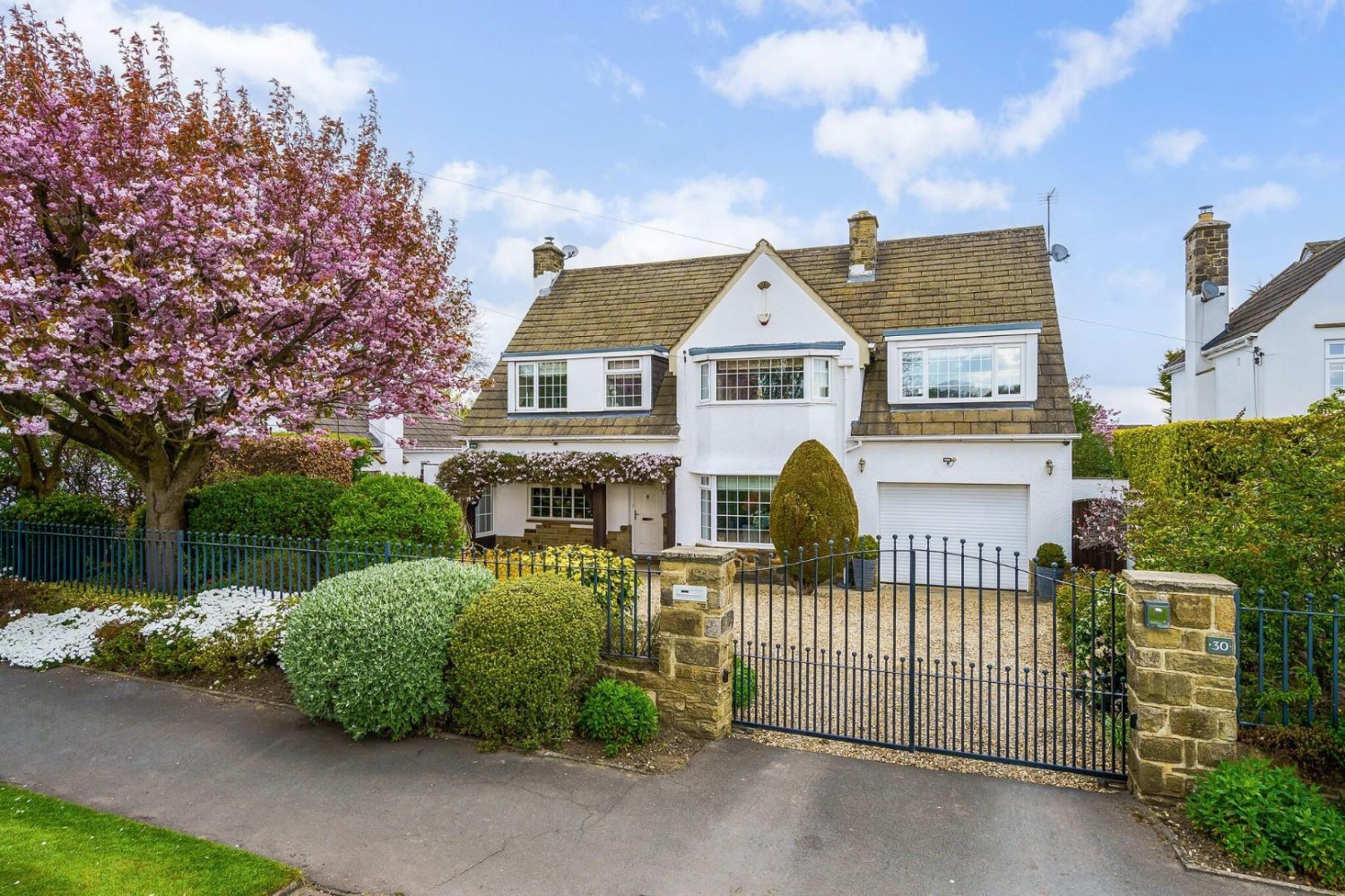 Hawksworth Lane, Guiseley, Leeds