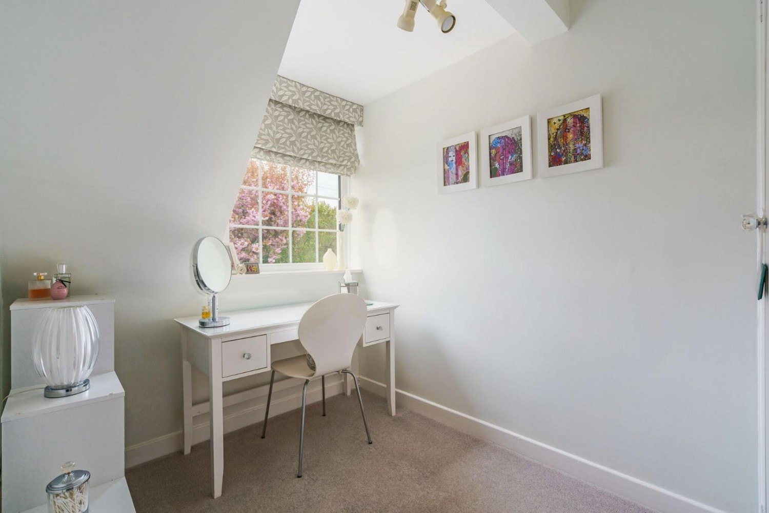 Hawksworth Lane, Guiseley, Leeds