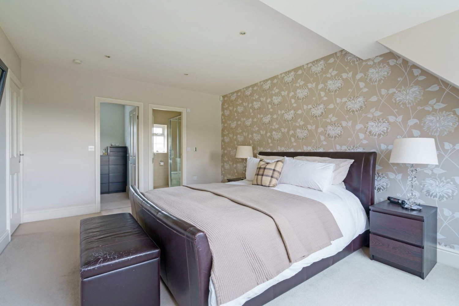 Hawksworth Lane, Guiseley, Leeds