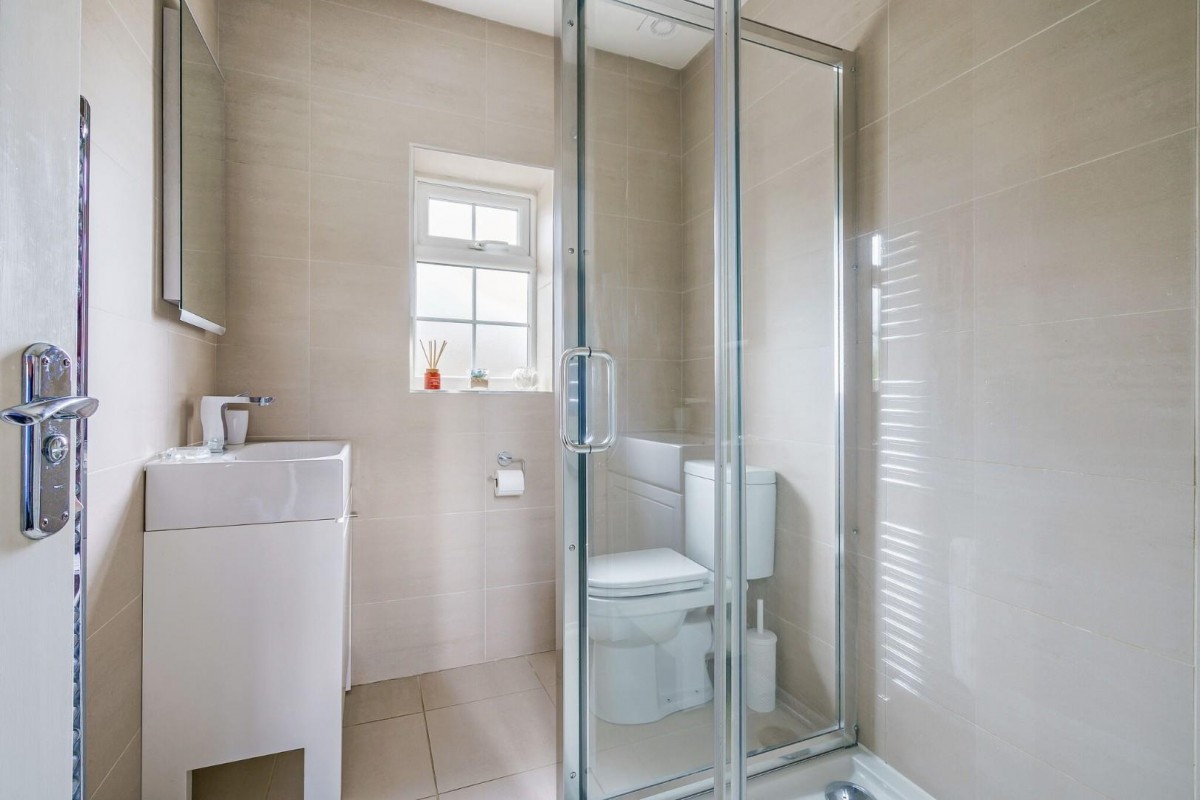 Hawksworth Lane, Guiseley, Leeds