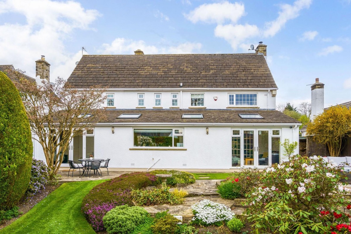 Hawksworth Lane, Guiseley, Leeds