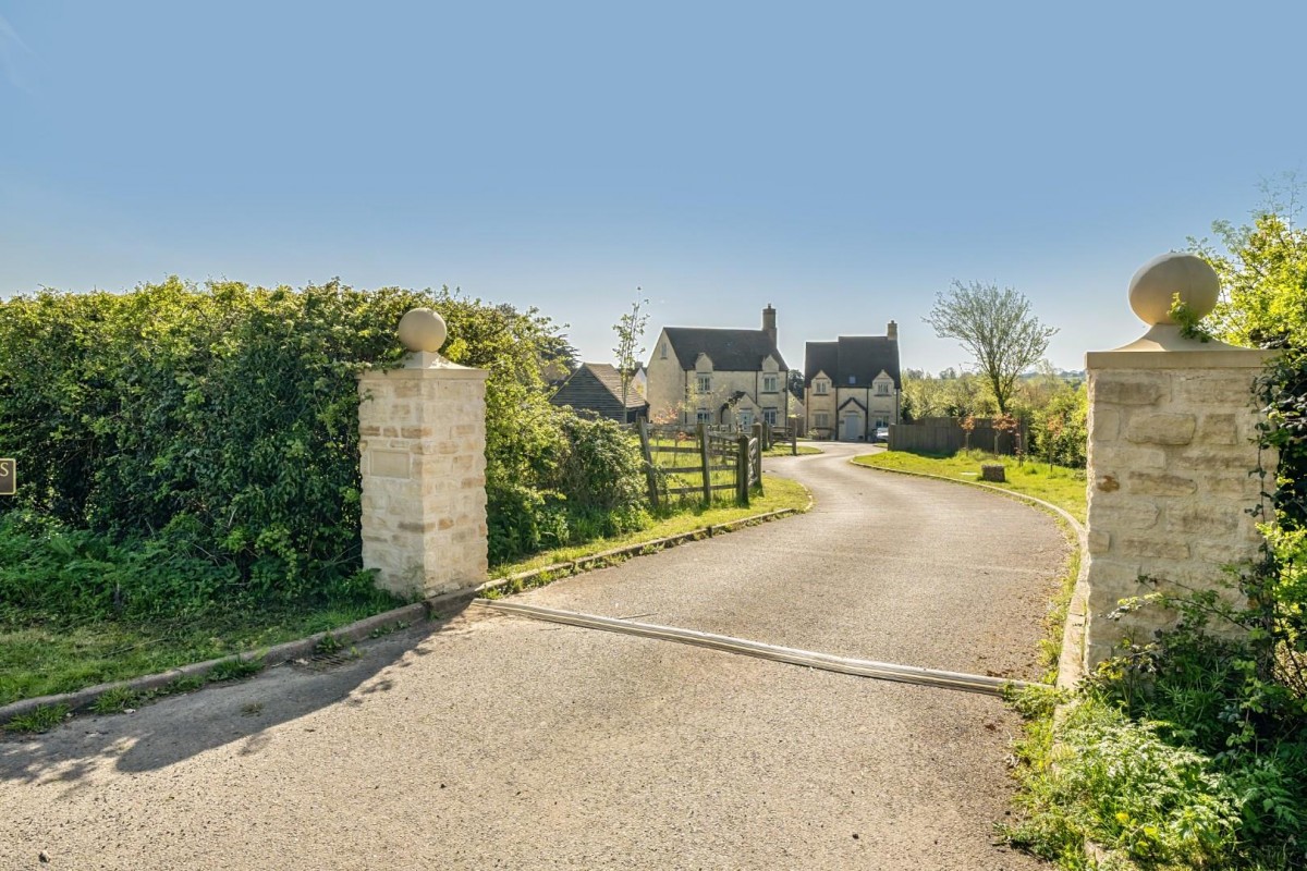 Nympsfield, Stonehouse