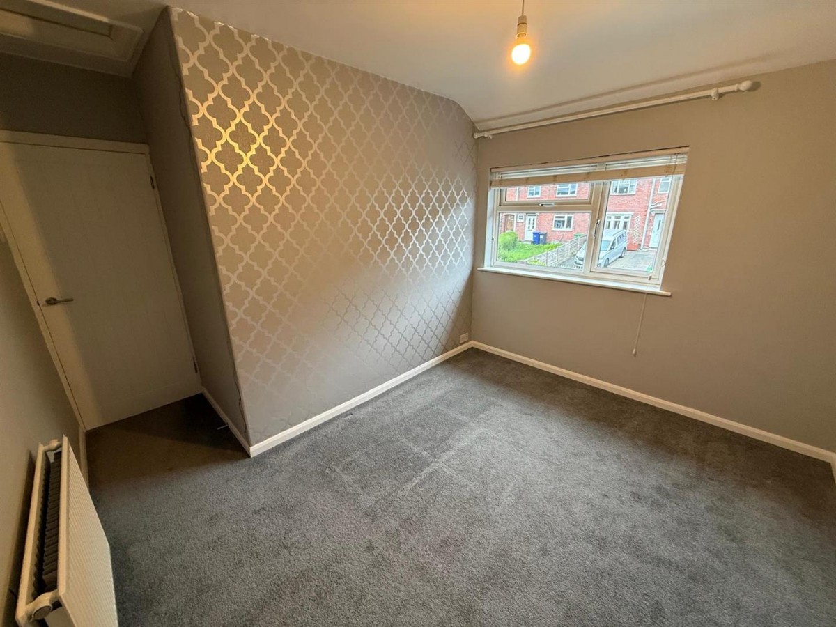 Central Avenue, Stourbridge, DY9 9BT