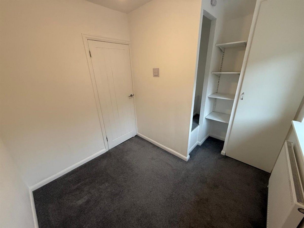 Central Avenue, Stourbridge, DY9 9BT