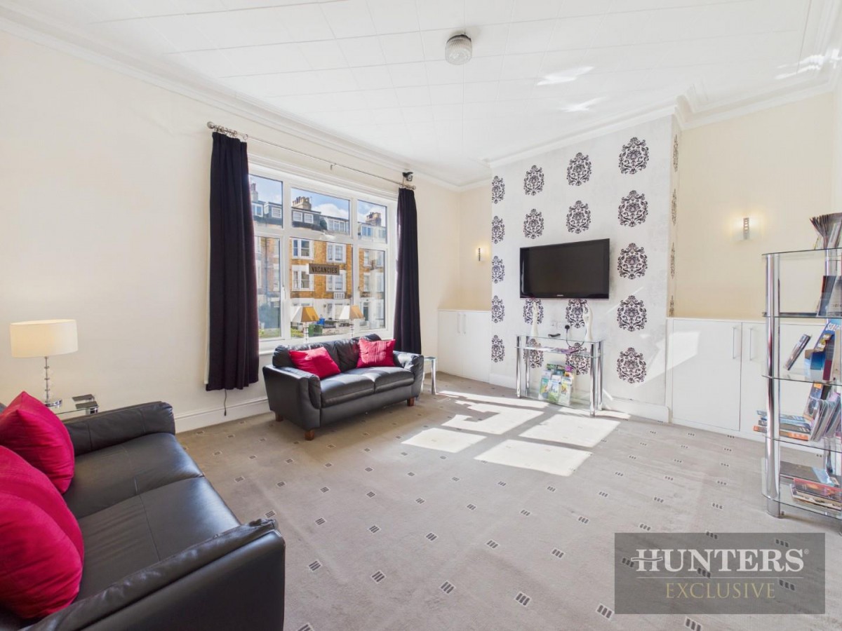 Queens Parade, Scarborough