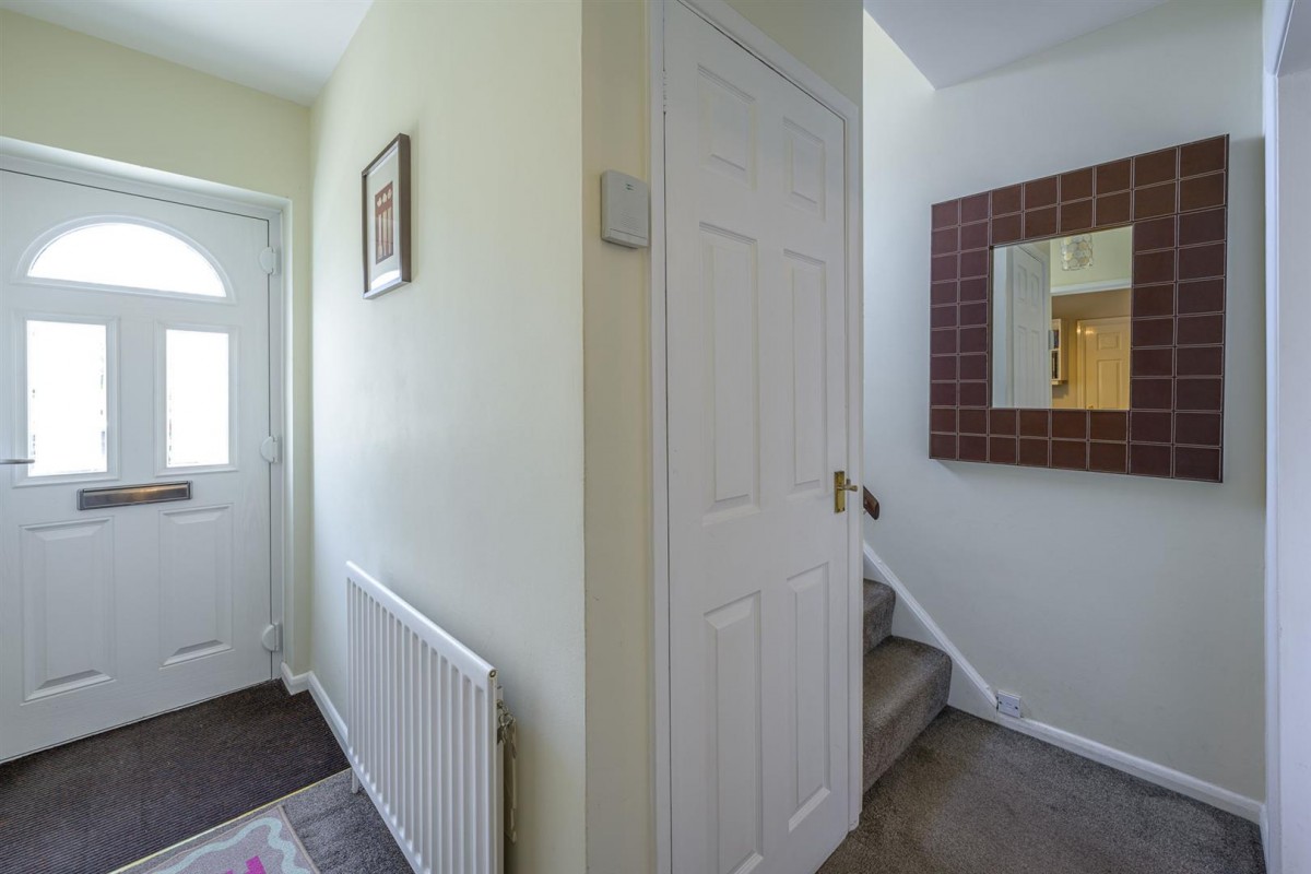 Bernwall Close, Stourbridge, DY8 1SD